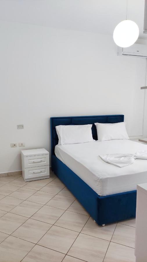 Potami Apartment - 50 Mt From The Beach Himare Eksteriør bilde